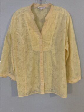 JM Collection Womens Yellow Floral Jacquard Button-Down Blouse With Pintuck Deta